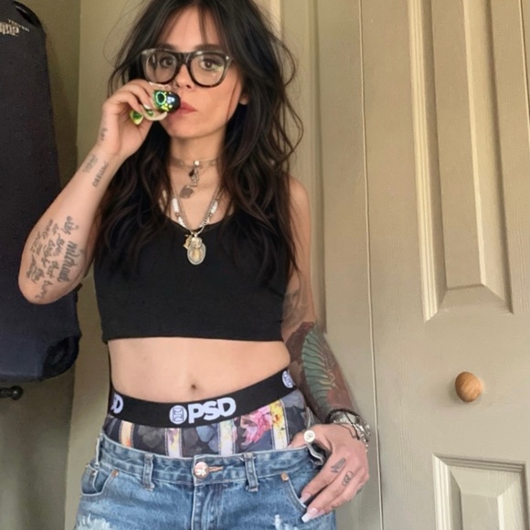 Meet your Posher, drea - Picture 7 of 12